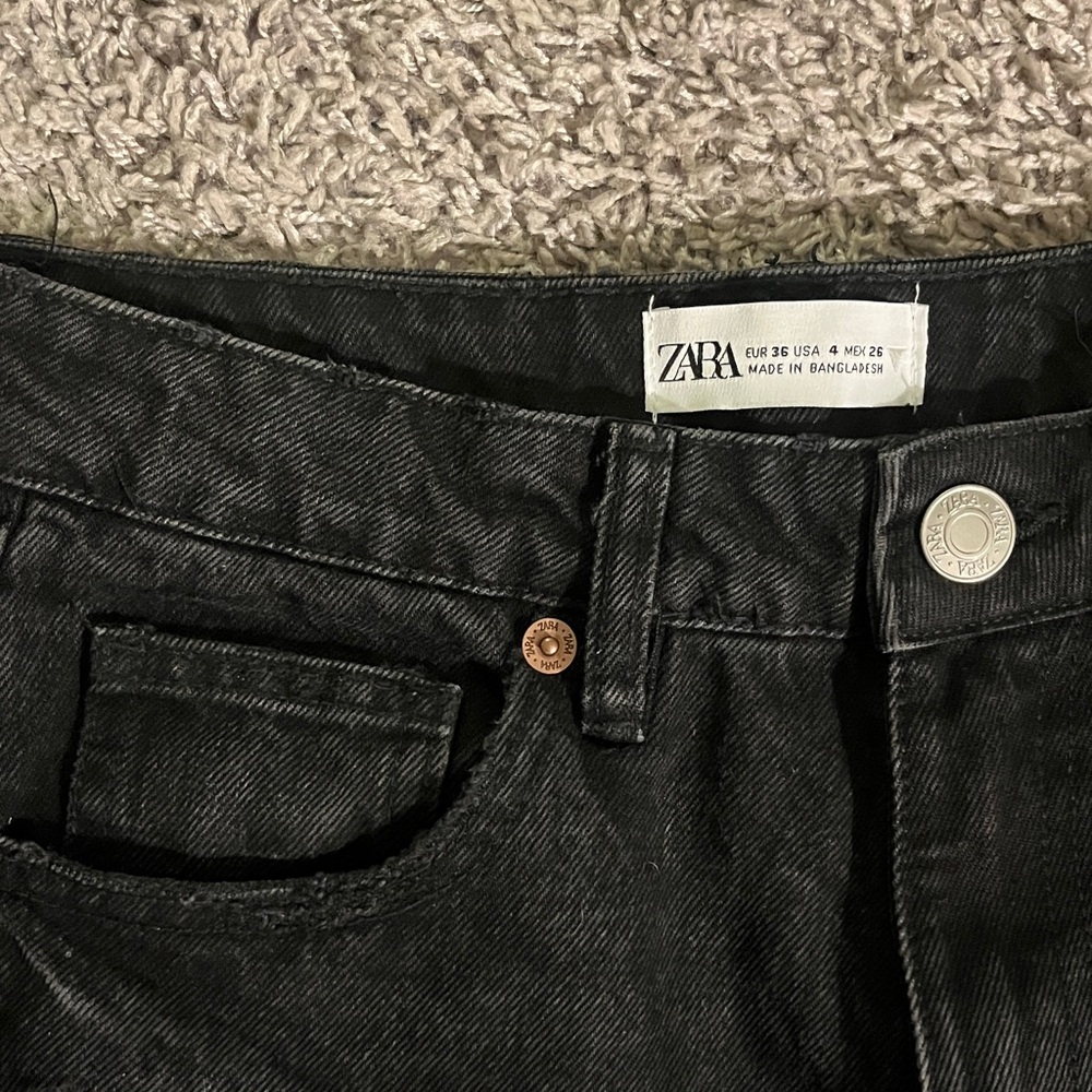Zara Women's High Rise Black Jeans